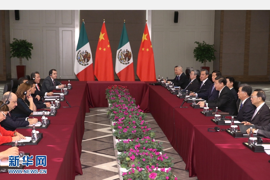 11月16日，國家主席習近平在土耳其安塔利亞會見墨西哥總統培尼亞。 新華社記者 馬占成 攝