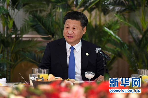 12月4日，國家主席習近平在約翰內斯堡集體會見13位非洲國家領導人。 新華社記者 謝環馳 攝