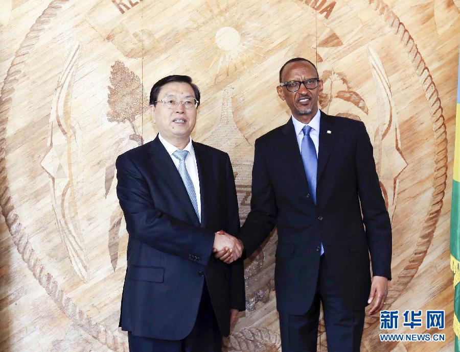 3月22日至23日，全國人大常委會委員長張德江對盧旺達進行正式友好訪問。這是3月23日，張德江在盧旺達首都基加利會見盧旺達總統(tǒng)卡加梅。新華社記者 丁林 攝