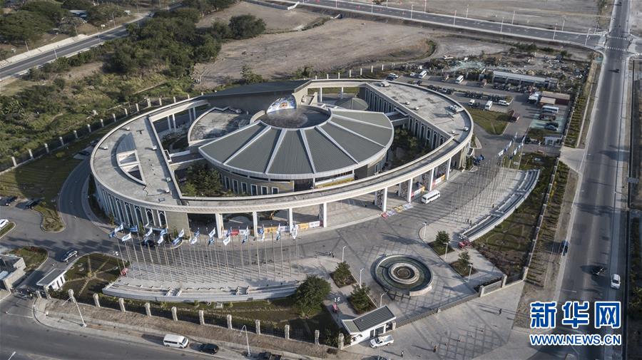 （新華全媒頭條&middot;圖文互動）（3）特稿：深化周邊友好　共促亞太繁榮&mdash;&mdash;寫在習近平主席出席亞太經合組織第二十六次領導人非正式會議，對巴布亞新幾內亞、文萊和菲律賓進行國事訪問并在巴新同建交太平洋島國領導人會晤之際