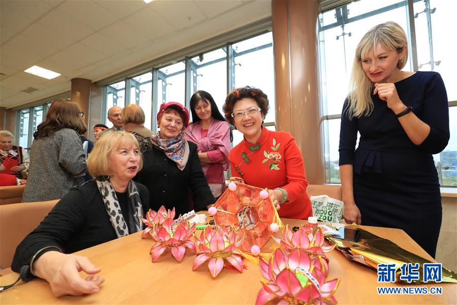 （國際）（4）中白民間藝術精品展在白俄羅斯開幕