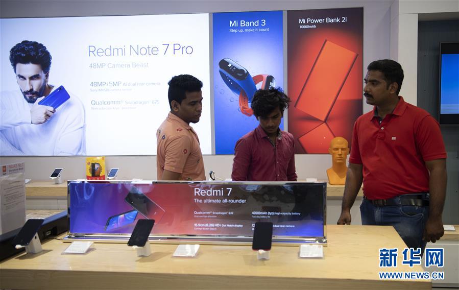 （習近平出訪配合稿&middot;圖文互動）（5）特稿：電影、瑜伽、智能手機&mdash;&mdash;中印兩個文明古國交往&ldquo;新故事&rdquo;