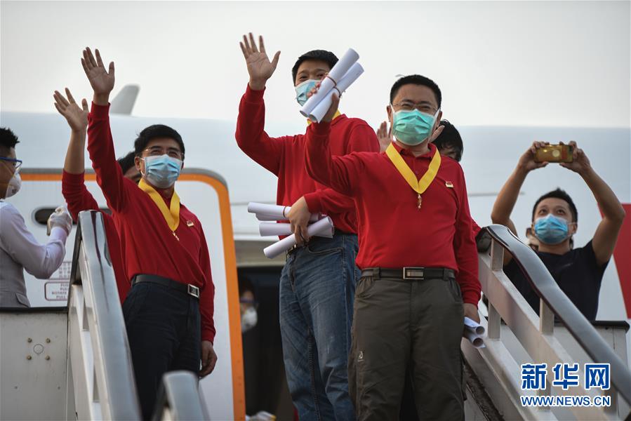 （國際疫情&middot;圖文互動）（4）委內(nèi)瑞拉政府為中國醫(yī)療專家組全體成員授勛