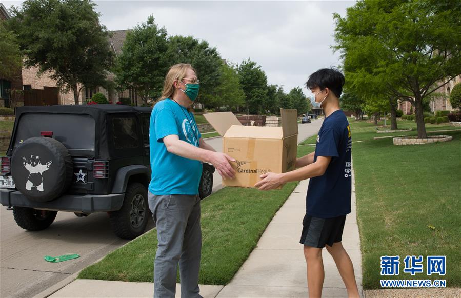 （國際疫情&middot;圖文互動）（1）通訊：學以致用助力社區抗疫&mdash;&mdash;美國華裔高中生用3D打印技術制作防護裝備