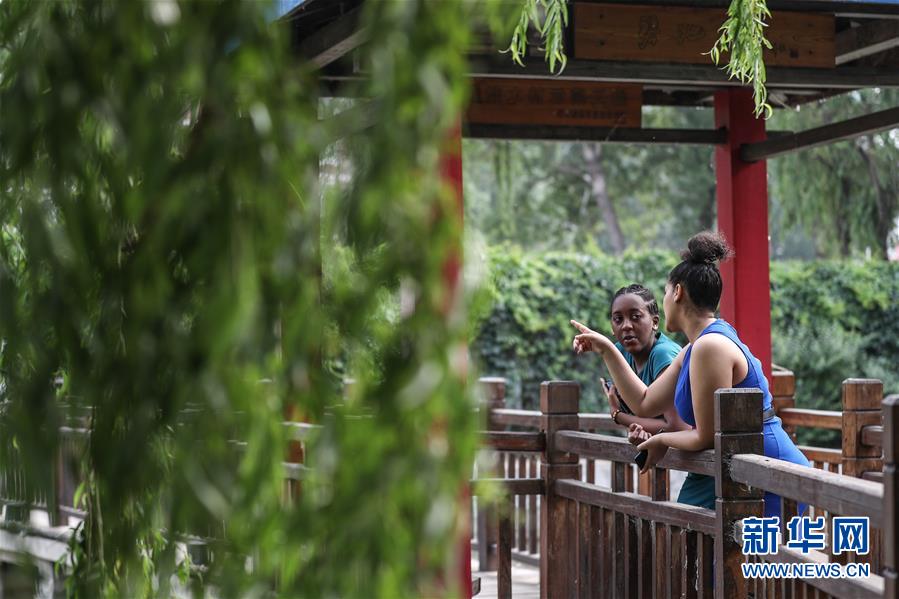 （中非團結抗疫故事&middot;圖文互動）（4）坦桑尼亞留學生譚麗：離家千里 生活一樣溫暖而多彩