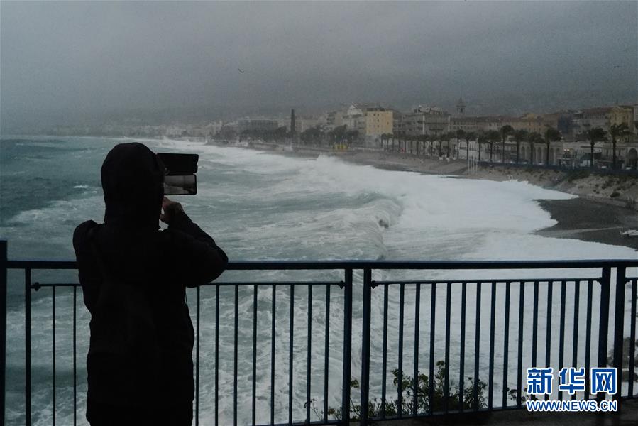（國際）（1）法國東南部地區遭暴風雨襲擊致18人失蹤