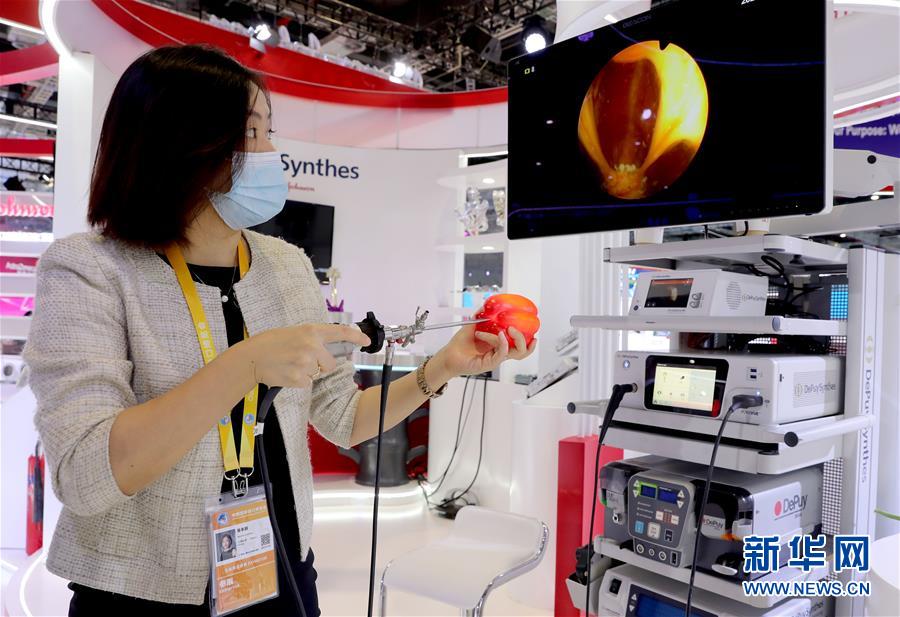（第三屆進博會&middot;圖文互動）（5）新疫苗、新療法，進博會最&ldquo;火爆&rdquo;展區見聞