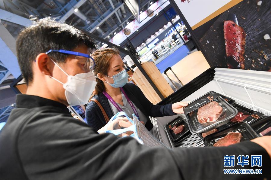 （第三屆進博會&middot;圖文互動）（6）全球&ldquo;寶藏級&rdquo;美食薈萃&mdash;&mdash;進博會食品及農產品館遍藏世間珍饈