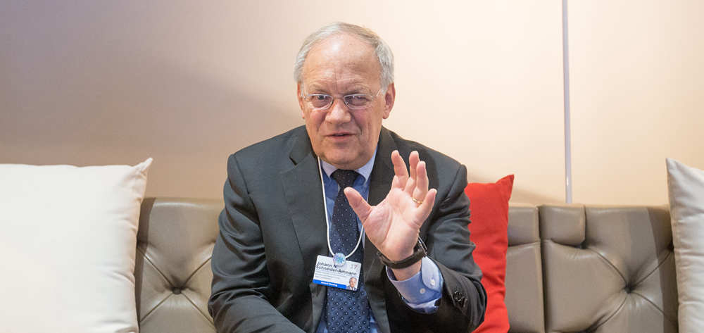 瑞士希望搭乘中國發展的&ldquo;快車&rdquo;&mdash;&mdash;訪瑞士聯邦委員兼經濟、教研部長施奈德－阿曼