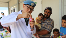 通訊：&ldquo;敬佑生命　大愛無疆&rdquo;&mdash;&mdash;記中國赴黎維和部隊醫師節義診活動