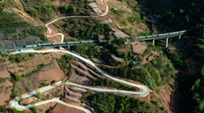 新華全媒+｜高鐵時代，大涼山鐵軌上流淌&ldquo;慢幸福&rdquo;