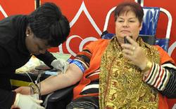 南非國民迎接&ldquo;世界獻血日&rdquo;(組圖)