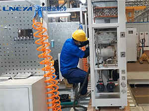 冠亞恒溫新能源電池包冷水機KRY系列生產流程工藝